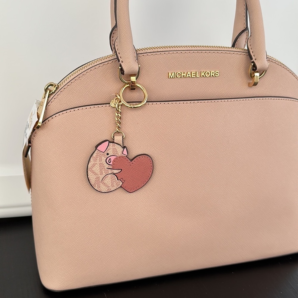 2pc💕🐷 Michael Kors Emmy dome satchel and pig key fob - Picture 3 of 9